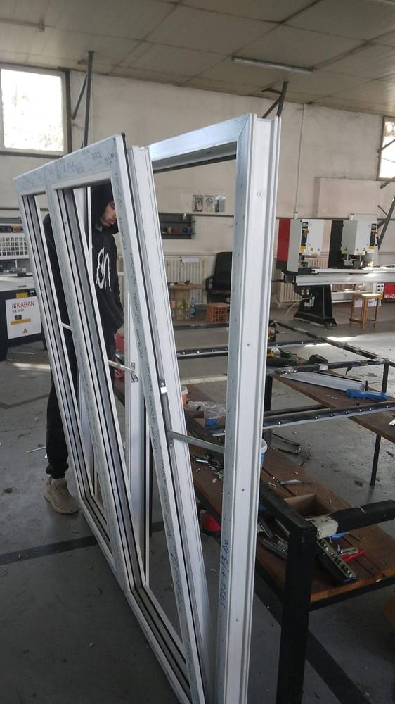 Tâmplărie PVC în atelier